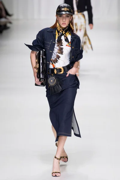 Look 20